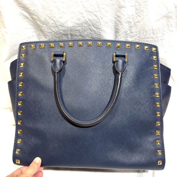 Michael Kors Selma Leather Navy Blue Gold Studded Satchel Handbag Tote XL $428 - Picture 2 of 13